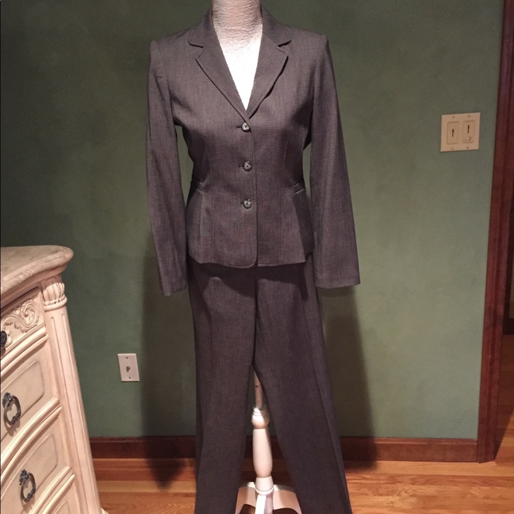 Rafaela 2 Piece Suit
